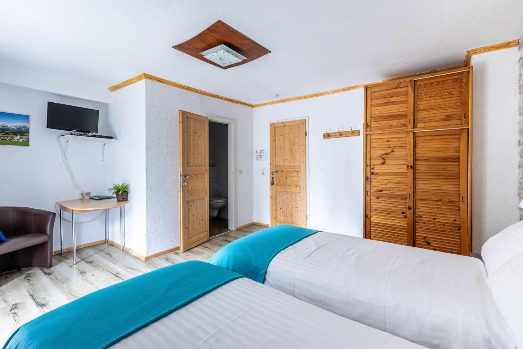 Hartkaiser Rooms And Apartments Ellmau Exterior photo