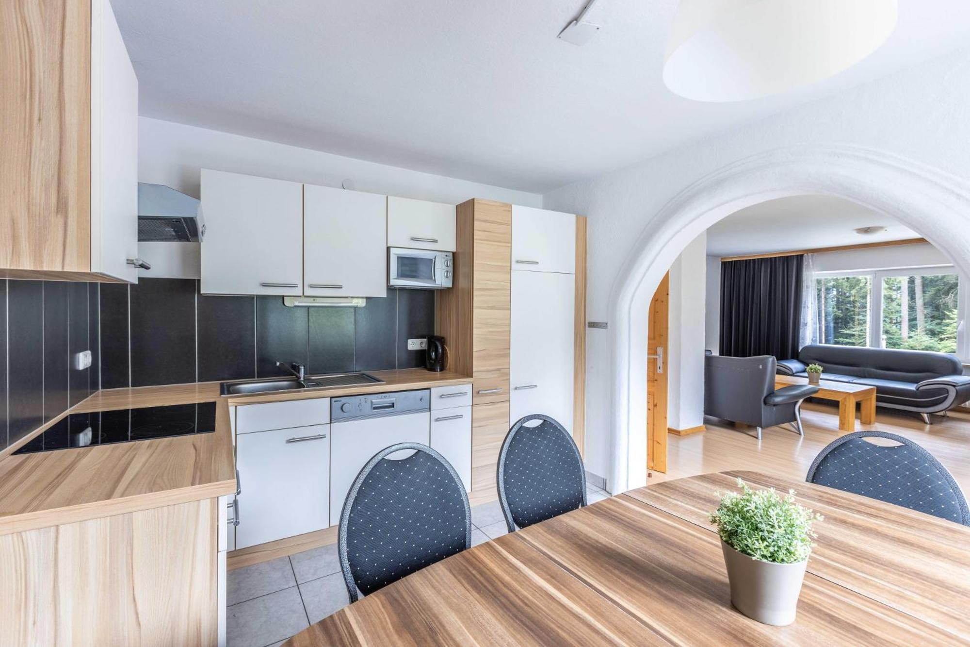 Hartkaiser Rooms And Apartments Ellmau Exterior photo